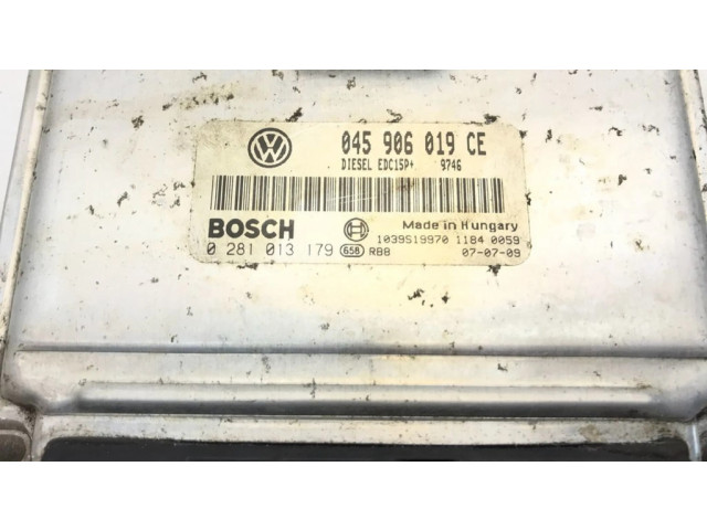 Řídící jednotka 045906019CE, K2079   Skoda Fabia Mk2 (5J) 2007