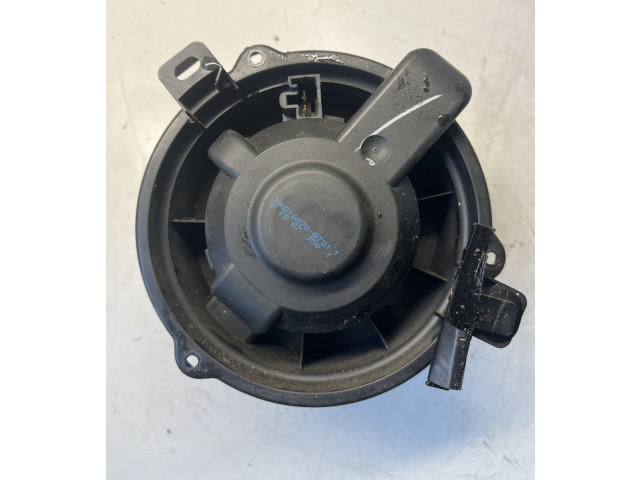 Вентилятор печки    MF01607007011   Mitsubishi Colt