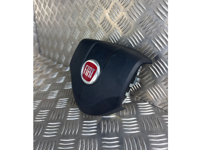 Подушка безопасности водителя P1TP76DX9AE, THSSL0052W0255   Fiat Freemont