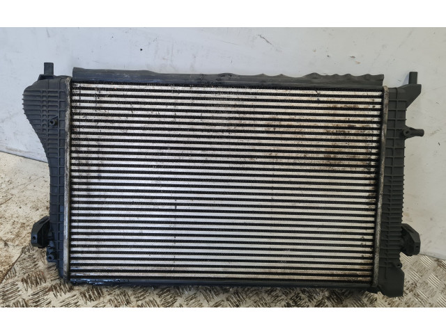 Интеркулер  1K0145803H   Volkswagen Caddy 