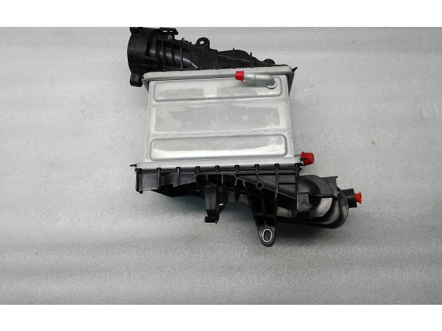 Интеркулер  8641466, 20220628   Volvo XC60 