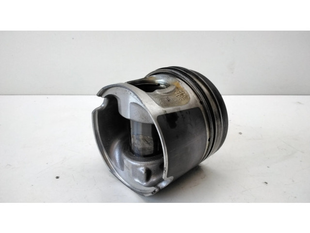 Píst 0840ZK   BMW 3 E90 E91  pro naftový motor 2.0  