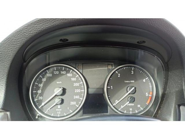 Přístrojová deska  BMW 3 E92 E93 2009   
