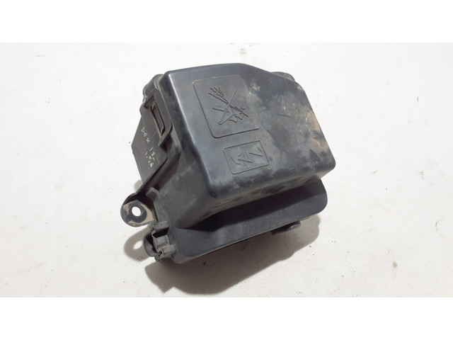 Блок предохранителей  243829068R   Dacia Dokker    