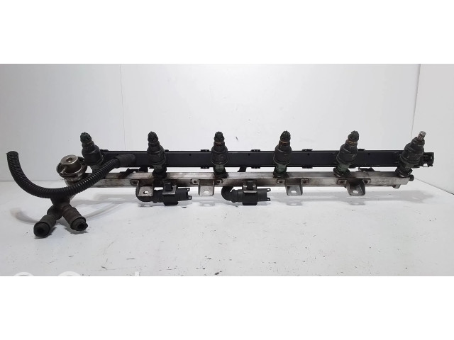 Vstřikovací lišta 0280150415   BMW 5 E39  pro benzínový motor 2.3  