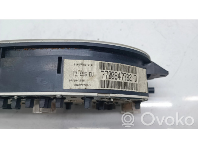 Панель приборов 7700847782D   Renault Megane I       