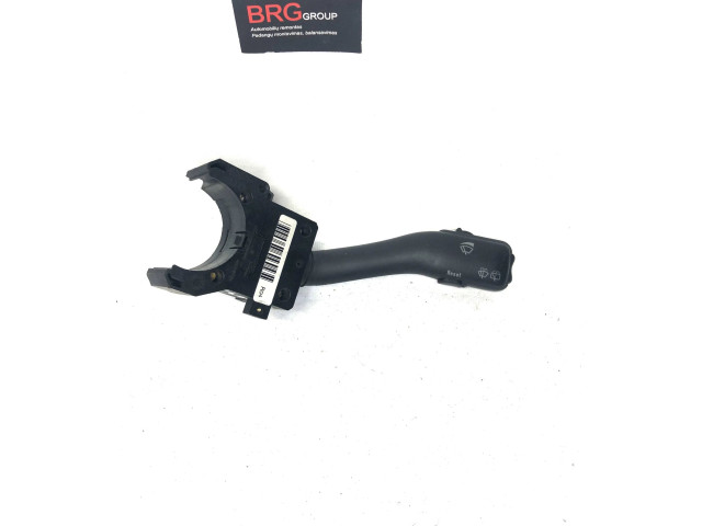Ручка стеклоочистителей 4B0953503H, CZC301202032   Volkswagen PASSAT B5.5