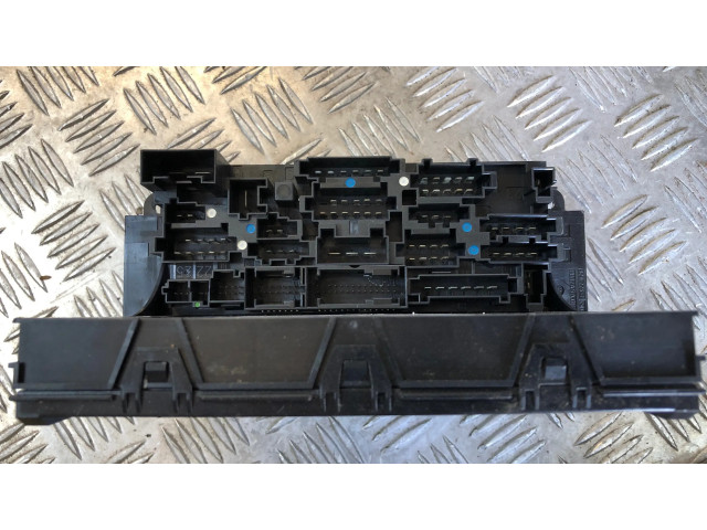   Pojistková skříňka 2035451001, 5DK00797350   Mercedes-Benz C W203 2006