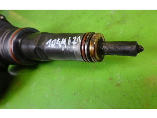 Vstřikovač 038130073AJ   Audi A3 S3 8L  pro naftový motor 1.9  