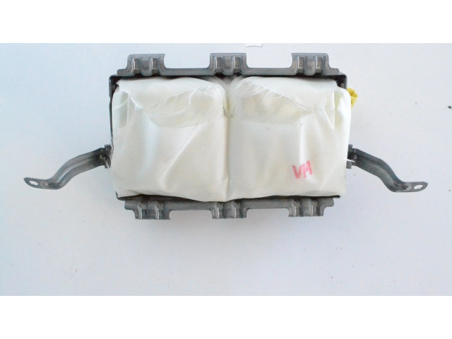 Подушка безопасности пассажира K05566009P6W   Toyota iQ