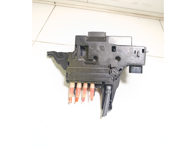 Блок предохранителей A2135403539   Mercedes-Benz EQC    