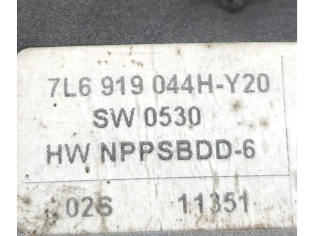 Дисплей    7L6919044H, AW0530D6   Volkswagen Transporter - Caravelle T5