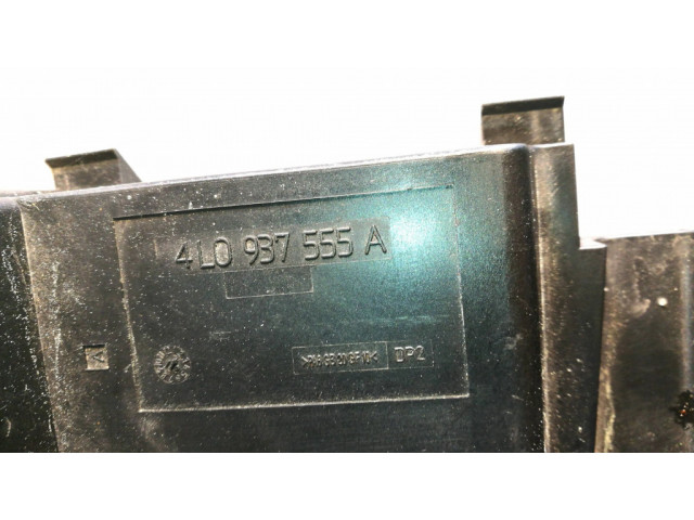 Крышка блока предохранителей 4L0937555A   Audi Q7 4L    