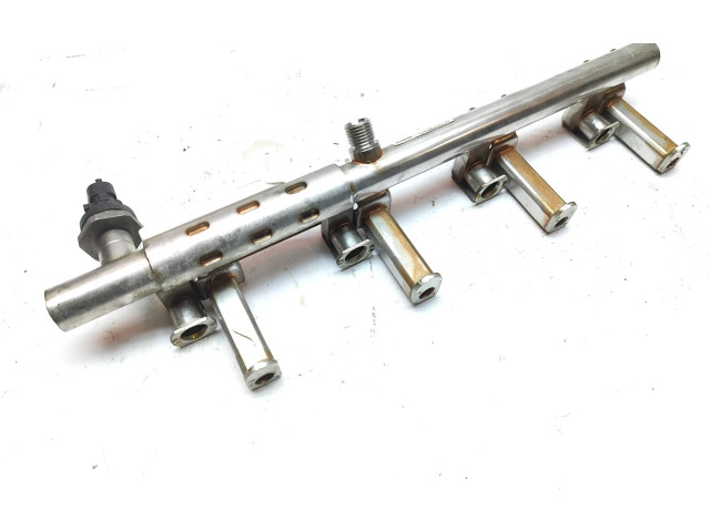 Vstřikovací lišta CJ5G9H487BB, DZL74   Ford Fiesta     
