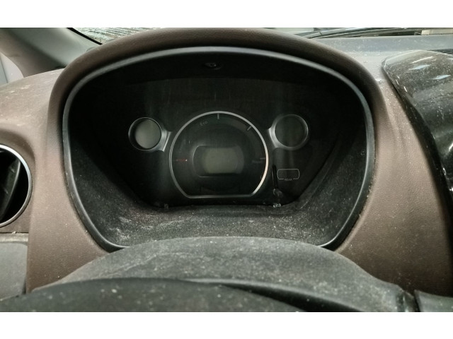Přístrojová deska  Citroen C-Zero 2011 1610526180  