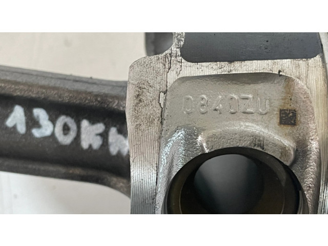 Píst 7803033, 7807345   BMW 3 E92 E93  pro naftový motor 2.0  