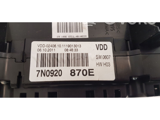 Přístrojová deska  Volkswagen Sharan 2012 7N0920870E  