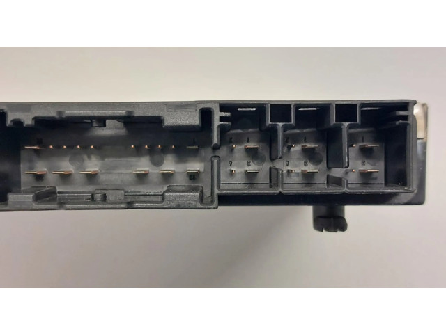 Řídící jednotka 6135-6924879901, ECU   BMW 7 E65 E66 2003