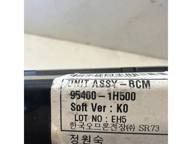 Блок предохранителей  954001H500   KIA Ceed    