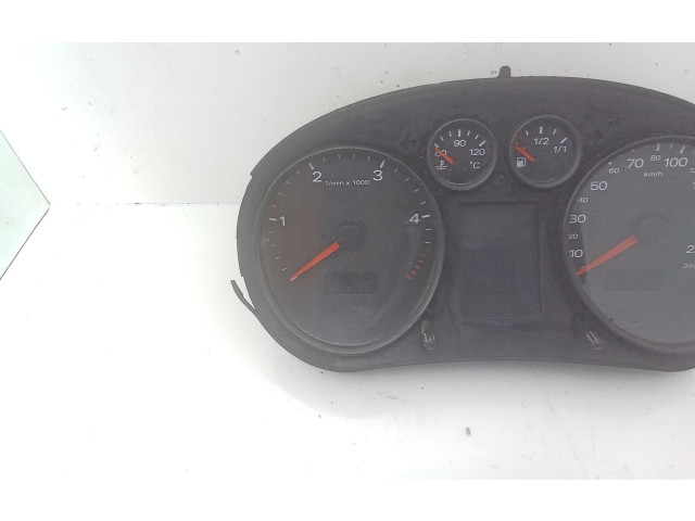 Řídící jednotka 0281010220, 0281010220   Audi A2 2001