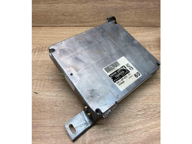 Řídící jednotka 8966105690, MB1758006325   Toyota Avensis T250 2003