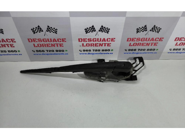 Моторчик заднего дворника A0390201593    Smart ForFour I