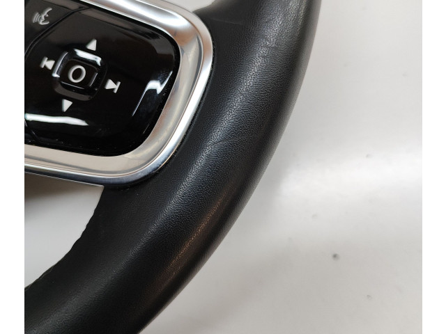 Volant Polestar 2 2022 32227329  