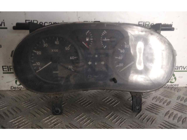 Přístrojová deska  Nissan Kubistar 2004 P8200176654  