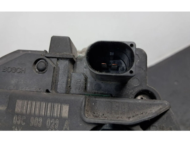 Генератор 03C903023A, 0124525093   Volkswagen Scirocco      