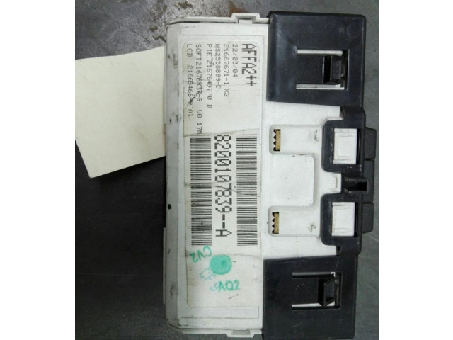 Дисплей    8200107839A, 8200107839A   Renault Megane II