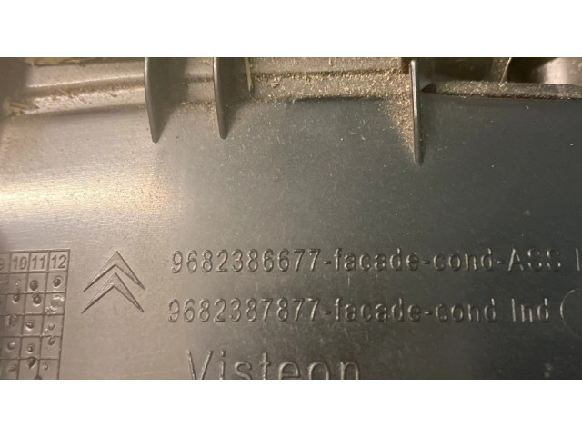 Панель приборов 9682387877, 9682386677   Citroen C5       