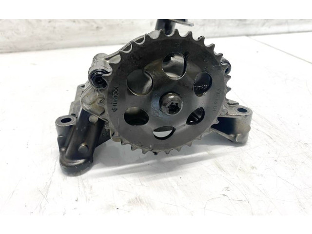 Čerpadlo oleje 038115105B, 670815-857   Audi A6 S6 C5 4B   