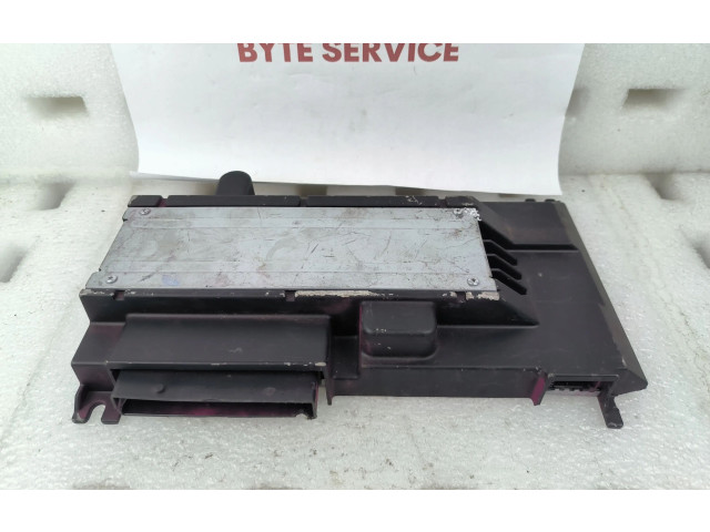 Звукоусилитель 4S0035466   Audi R8 4S