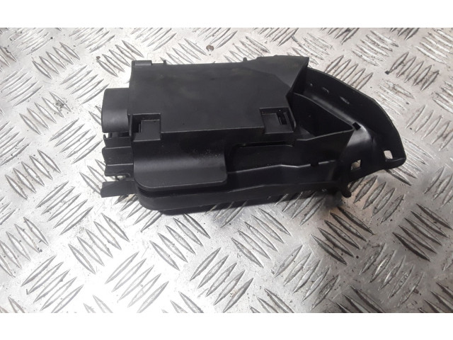   Pojistková skříňka 4F0971845B, 4F0971812A   Audi A6 S6 C6 4F 2006