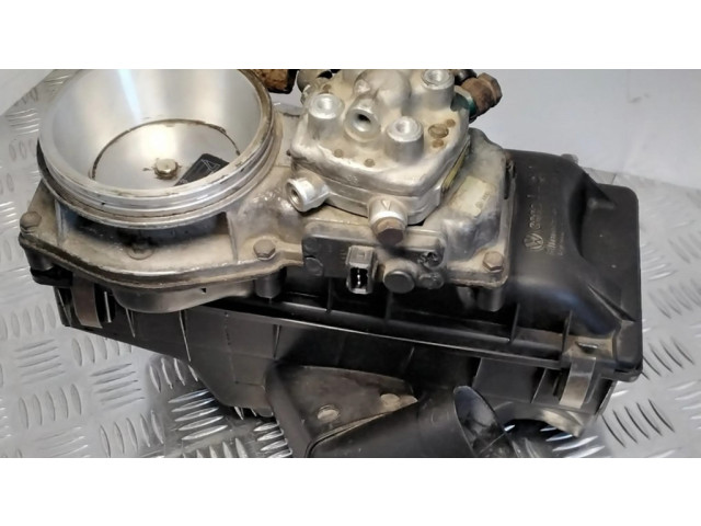 Vstřikovač 0438101005, 113129620   Volkswagen Golf II  pro benzínový motor 1.6  