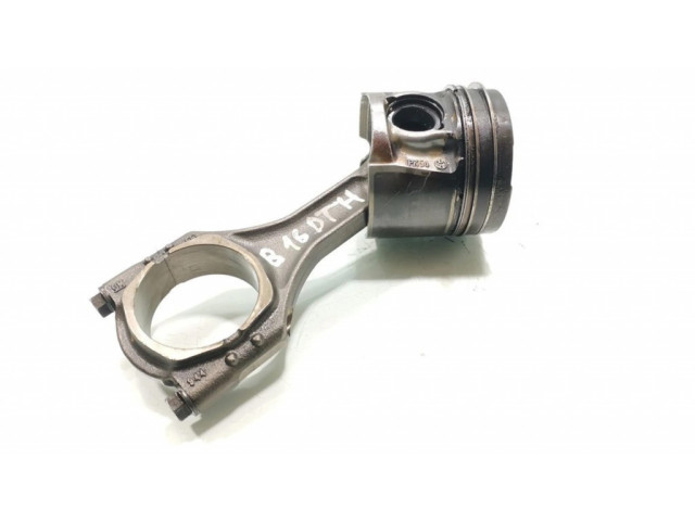 Píst 0687776302   Opel Insignia A  pro naftový motor 1.6 B16DTH 1.6 CDTi
