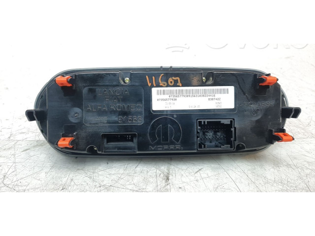 Блок управления климат-контролем 7356577930   Jeep Renegade