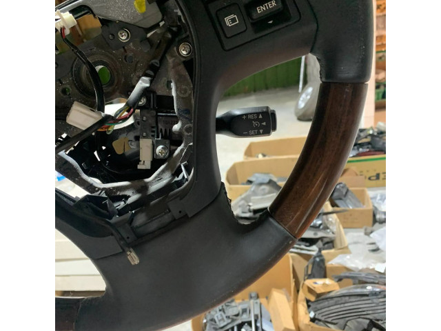 Volant Lexus HS 2009   