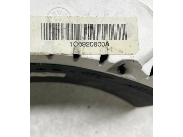 Přístrojová deska  Volkswagen New Beetle 2001 1C0920800A  