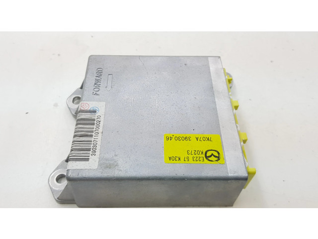 Блок подушек безопасности E22357K30A   Mazda CX-7