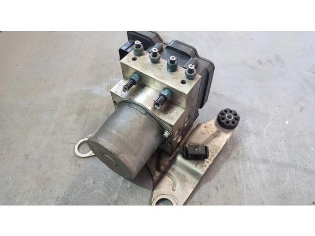 Jednotka ABS 6869403, 6869404   BMW 6 F06 Gran coupe 2013