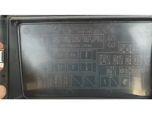  Pojistková skříňka 8266253070   Lexus  220D-250-350 2006