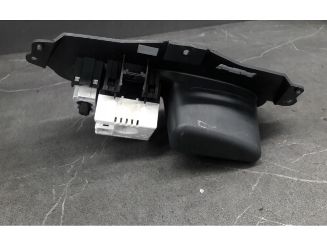 Дисплей    7700840351   Renault Scenic I