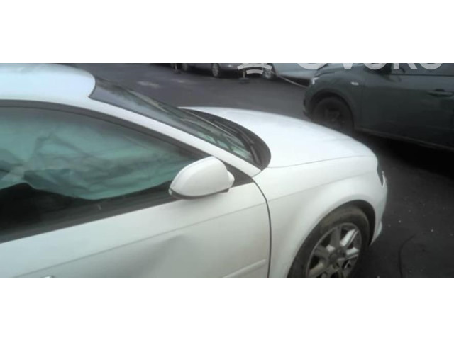 Pojistková skříňka Řídící jednotka BSM 1K0937125D   Audi A3 S3 A3 Sportback 8P 2011