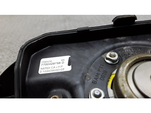 Подушка безопасности водителя 7700429758D   Renault Kangoo I