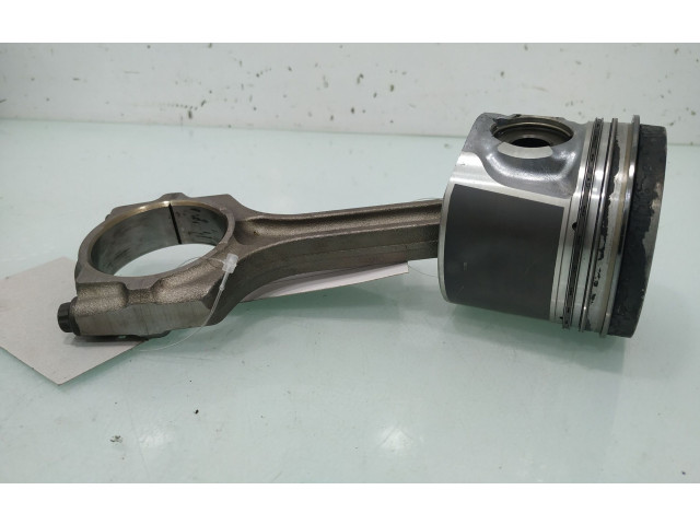 Píst 06090116   Honda Civic    N22A2 