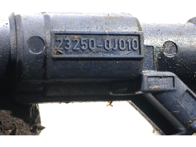 Vstřikovací lišta 23250-0J010   Toyota Yaris     