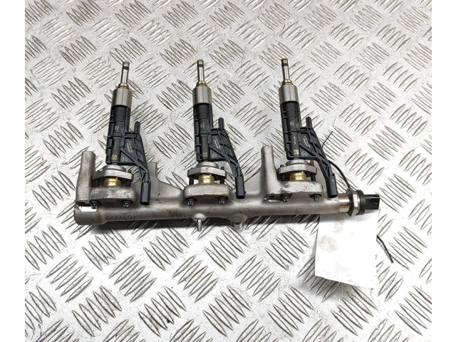Vstřikovací lišta 7639990, 0261500484   BMW 2 F22 F23    B58 B30 A 