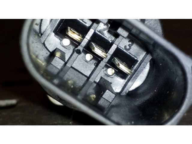 Vstřikovací lišta 780912803, 0445214183   BMW X1 E84  pro naftový motor 2.0 N47d20c 