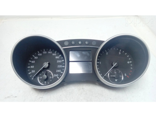 Přístrojová deska  Mercedes-Benz GL X164 2007 A1645408947  